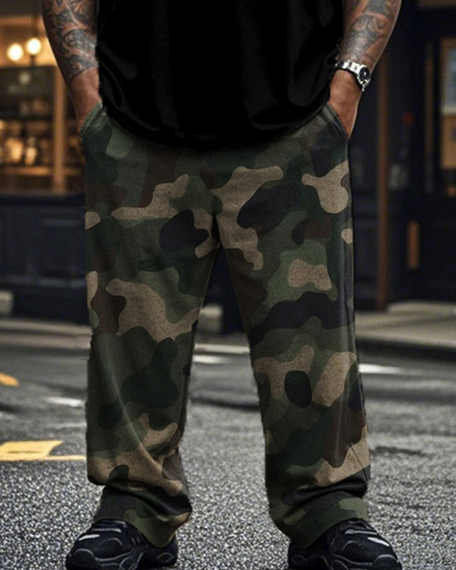 Camo Round Neck Short Sleeve T-shirt and Trousers Plus Size Suit
